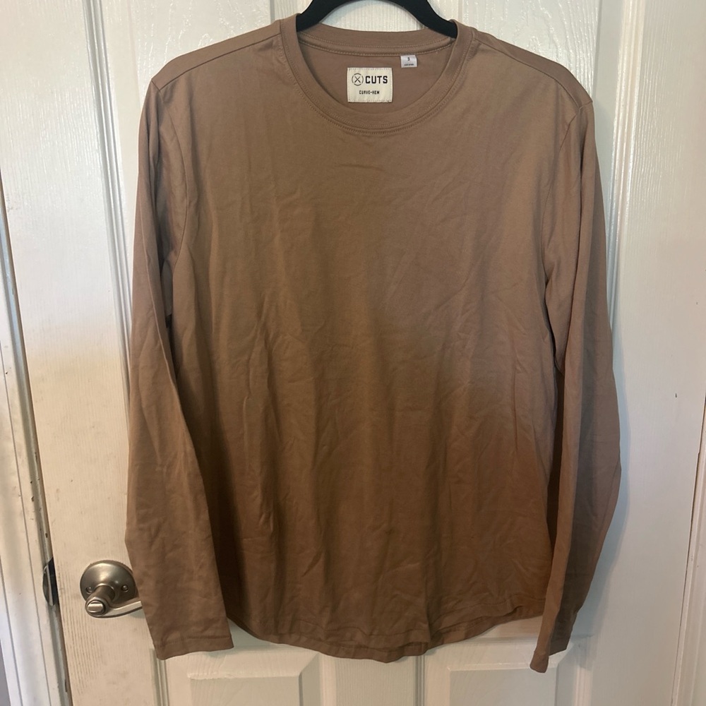 Cuts Cotton Long Sleeve Curve-Hem Tee